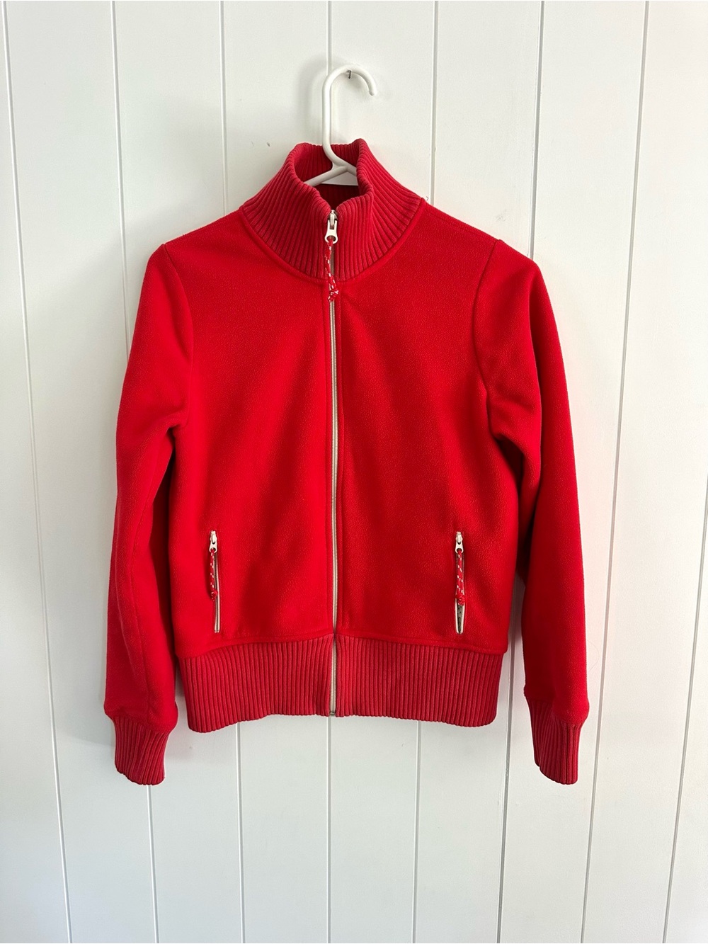 Vintage Y2K Era Old Navy Women’s Red Polyester Mock Neck Zip Up Sweatshirt